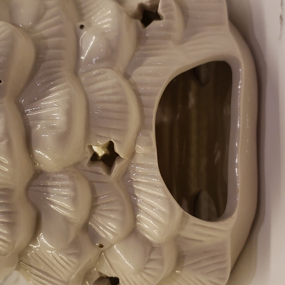 SET of Two Ceramic Porcelain Christmas Tree White Gold Tea Light Holder Can - Picture 8 of 8